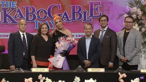 Vice Ganda remains a Kapamilya; Celebrates MMFF .